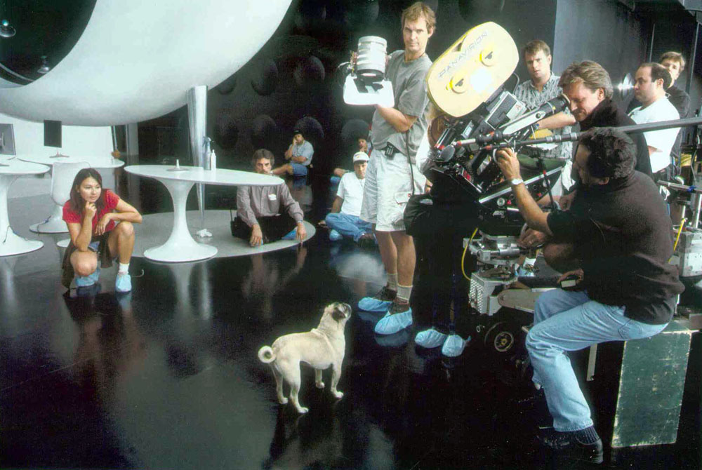 Mushu on the set of Men In Black